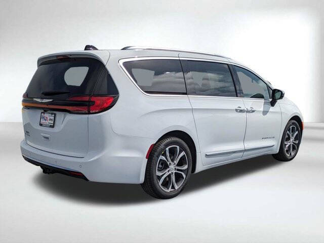 2026 Chrysler Pacifica Pinnacle