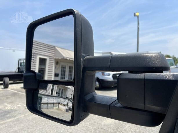 2020 Chevrolet Silverado 5500HD