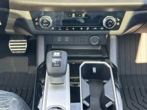 2025 Mitsubishi Outlander SEL