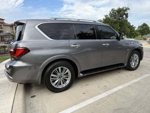 2019 Infiniti QX80 Luxe