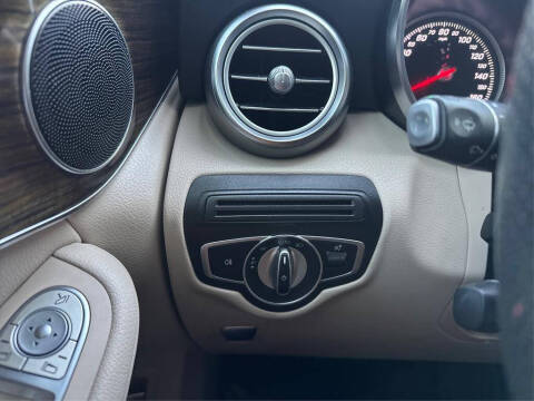 2018 Mercedes-Benz GLC GLC 300