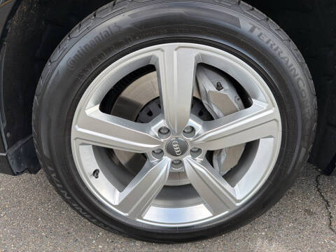 2019 Audi e-tron quattro Premium Plus