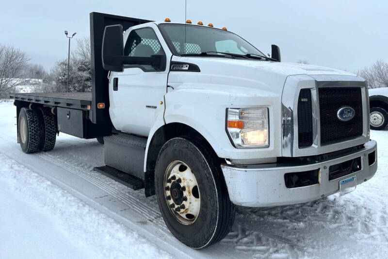 2017 Ford F-650's photo