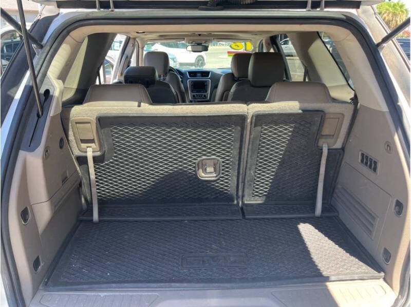 2016 GMC Acadia Denali