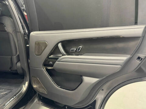 2023 Land Rover Range Rover P530 SV LWB