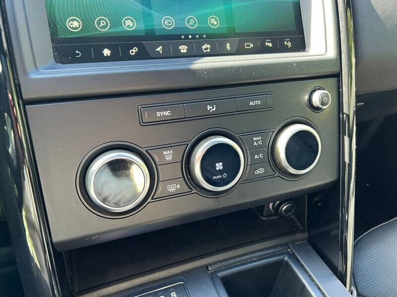 2019 Land Rover Discovery SE