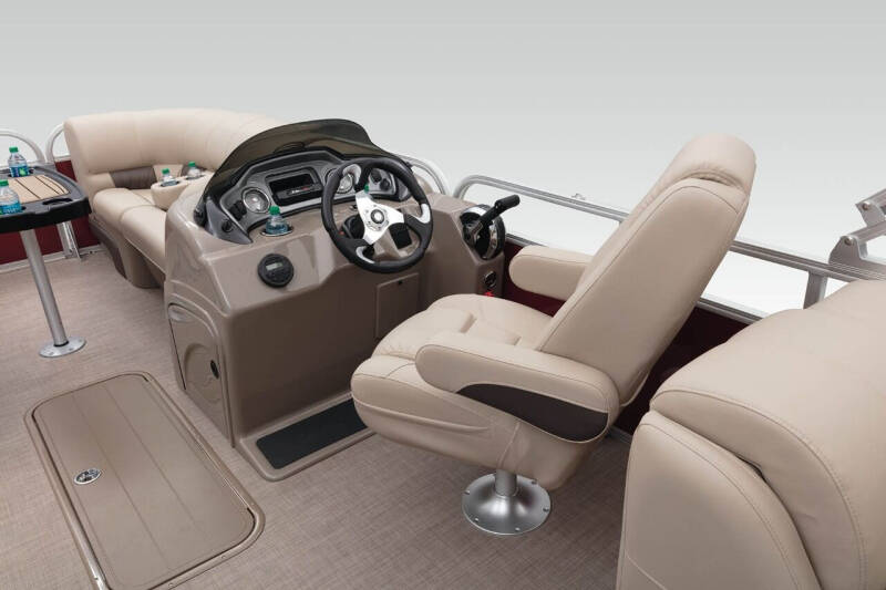 2023 Sun Tracker Party Barge 22 XP3