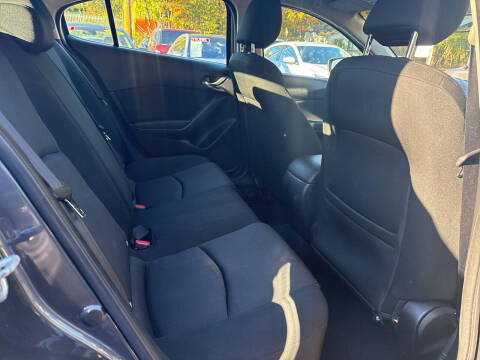 2015 Mazda MAZDA3 i Sport