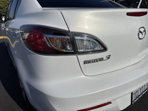 2012 Mazda MAZDA3 i Sport