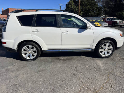 2012 Mitsubishi Outlander SE