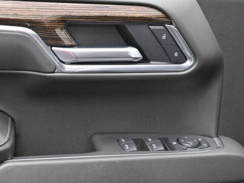 2025 GMC Sierra 1500 Elevation Standard