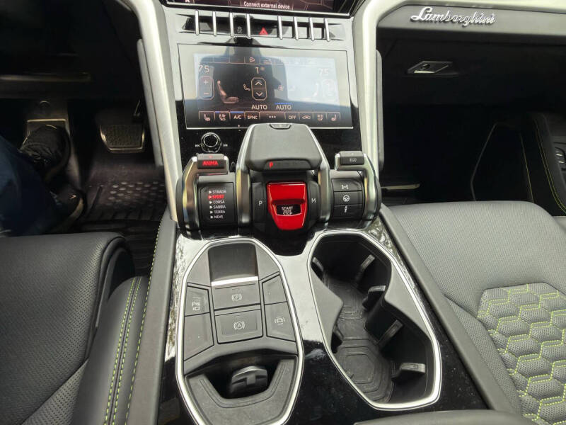 2020 Lamborghini Urus