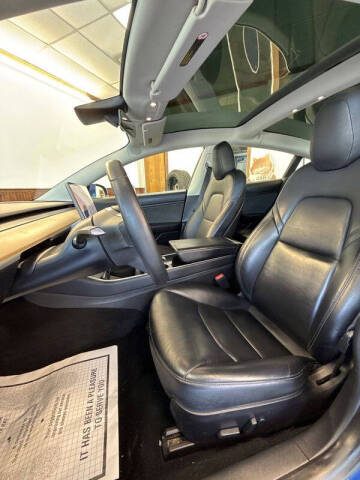 2020 Tesla Model 3 Long Range