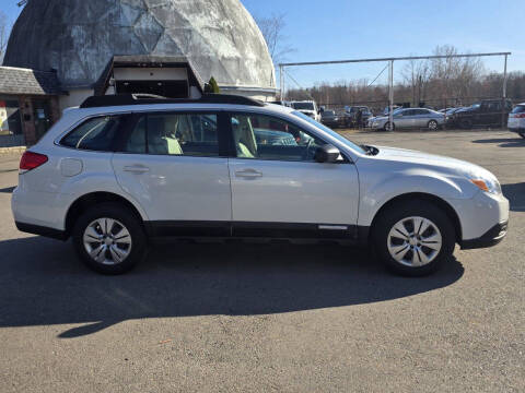 2010 Subaru Outback 2.5i