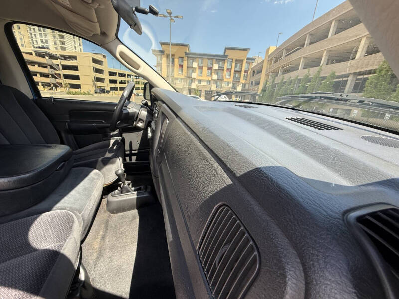 2005 Dodge Ram 1500 SLT