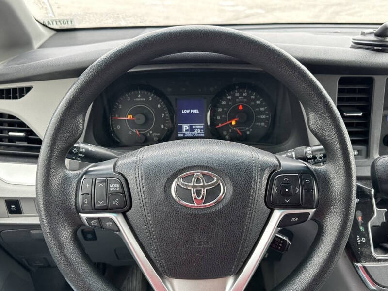 2015 Toyota Sienna