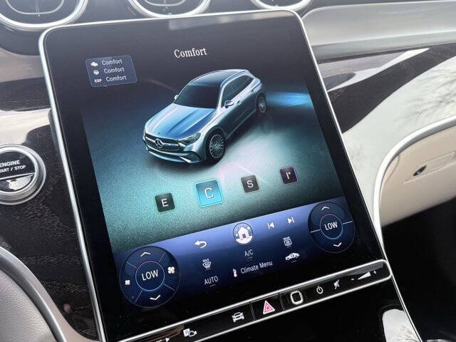 2025 Mercedes-Benz GLC GLC 300