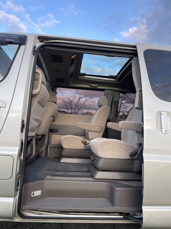 1997 Toyota Granvia