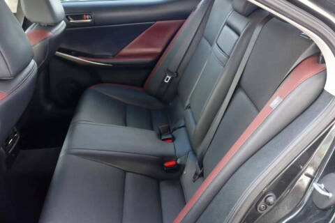 2019 Lexus IS 300