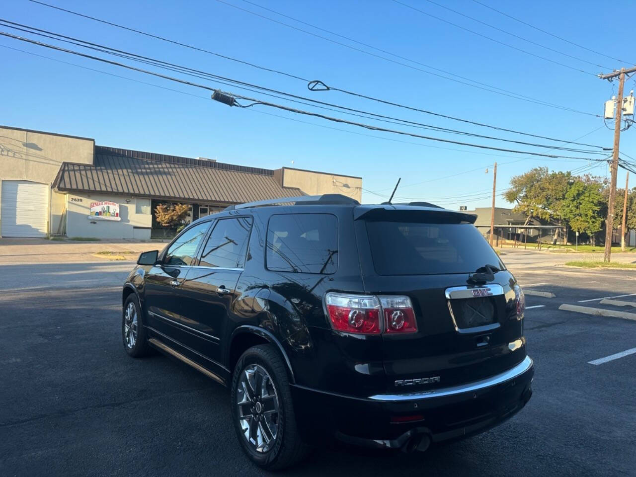 2012 GMC Acadia for sale at Sarenco Auto Inc in Dallas, TX