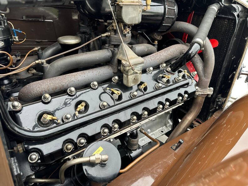 1934 Pierce-Arrow 1240A V12 Sedan