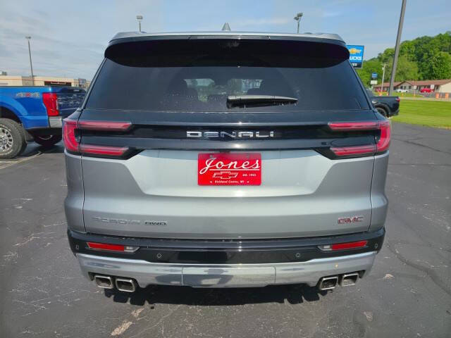 2024 GMC Acadia Denali