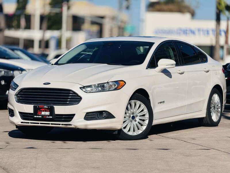 2016 Ford Fusion Hybrid SE