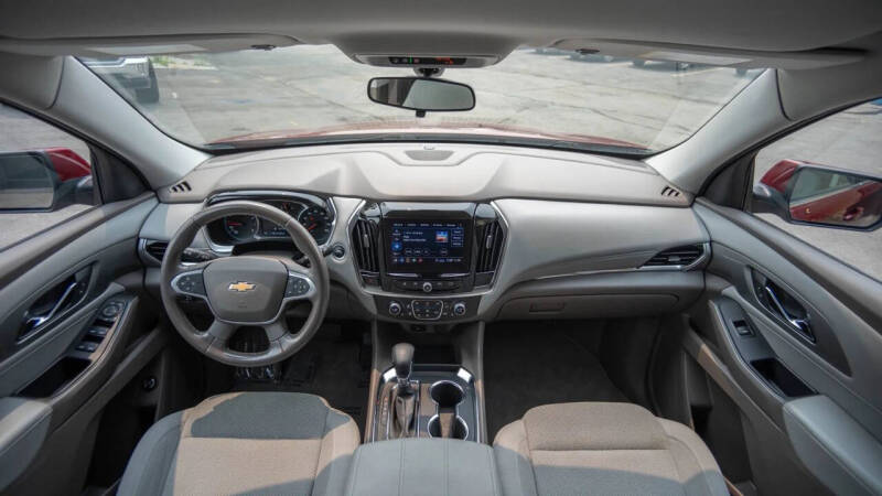2021 Chevrolet Traverse LT Cloth