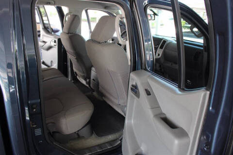 2016 Nissan Frontier SV