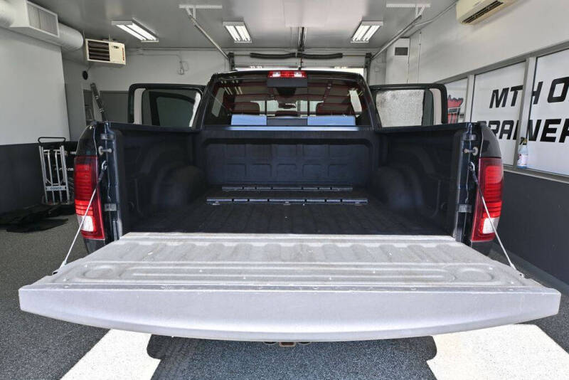 2017 RAM 1500 Night
