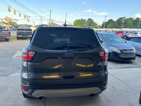 2019 Ford Escape SE