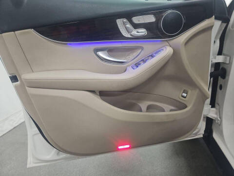 2021 Mercedes-Benz GLC GLC 300