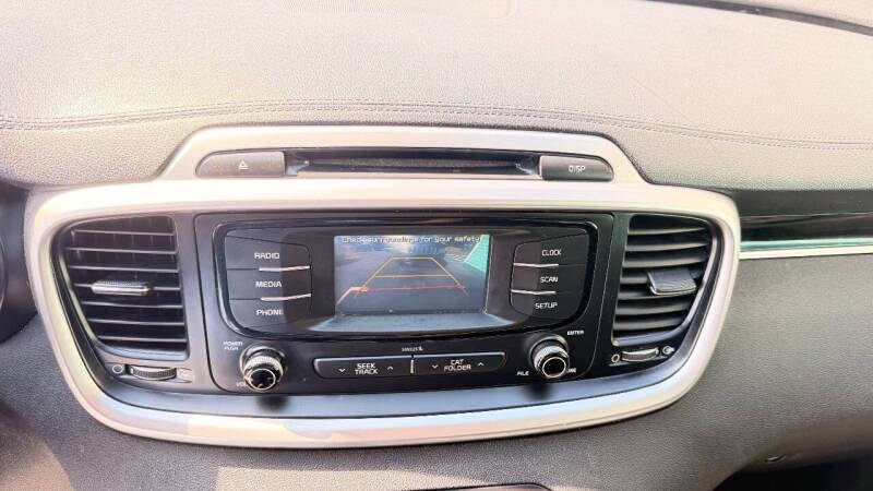 2018 Kia Sorento L