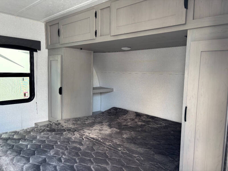 2024 Coachmen RV Clipper 18FQ