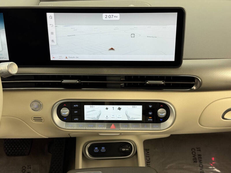 2024 Genesis GV60 Standard