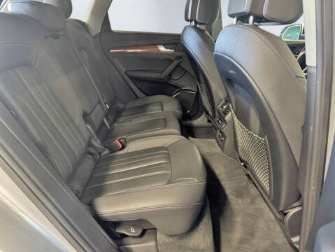 2021 Audi Q5 quattro Premium 45 TFSI