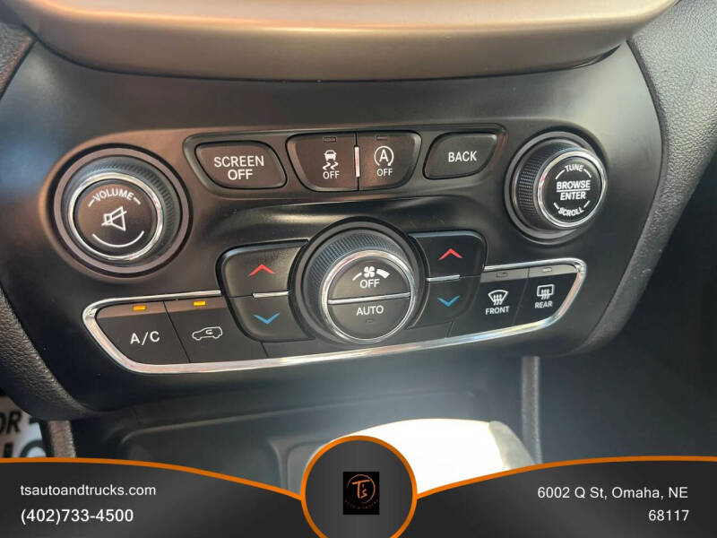 2017 Jeep Cherokee