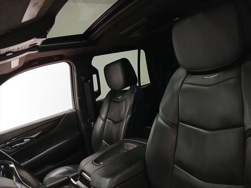 2016 Cadillac Escalade Platinum