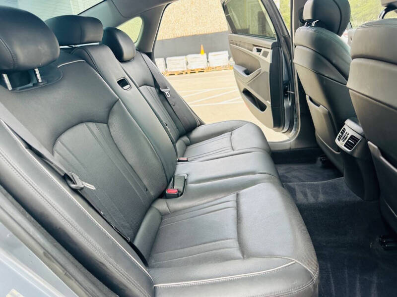 2015 Hyundai Genesis