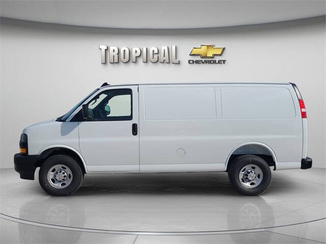 2025 Chevrolet Express 2500