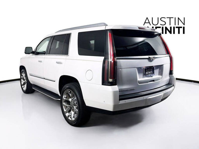 2019 Cadillac Escalade Luxury