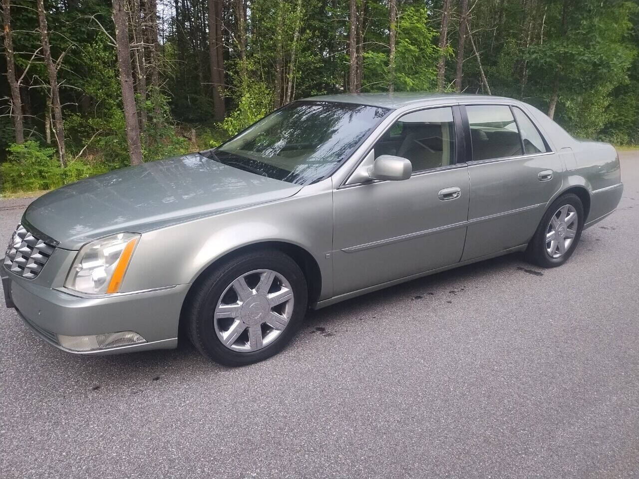 2006 Cadillac DTS for sale at NH Motorsports in Epsom, NH