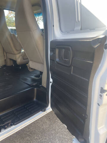 2019 Chevrolet Express 2500