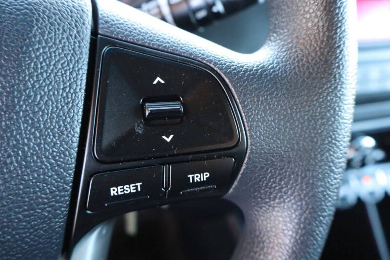 2012 Kia Rio 5-Door LX