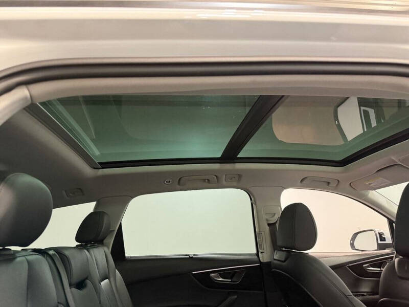 2023 Audi Q7 quattro Premium Plus 45 TFSI