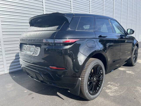 2025 Land Rover Range Rover Evoque P250 Dynamic SE