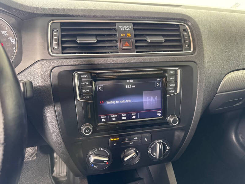 2016 Volkswagen Jetta