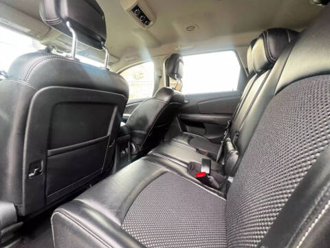 2018 Dodge Journey Crossroad