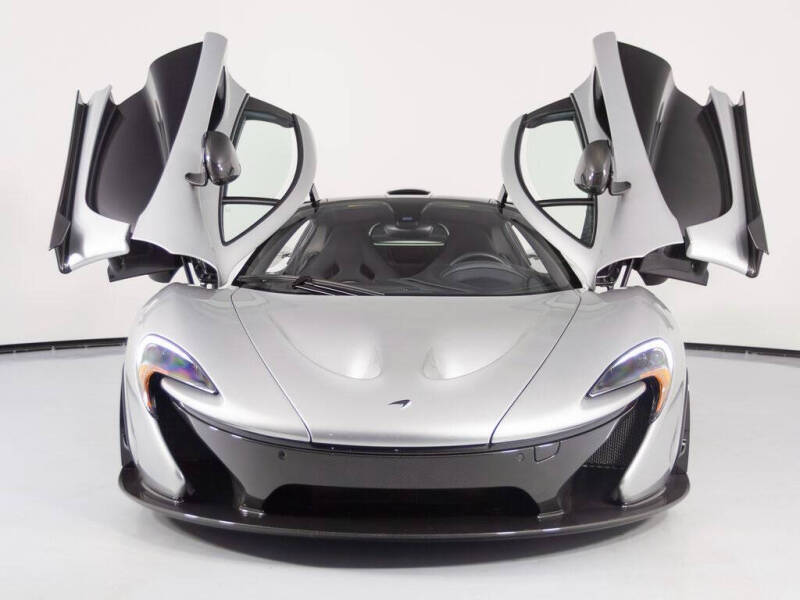 2014 McLaren P1