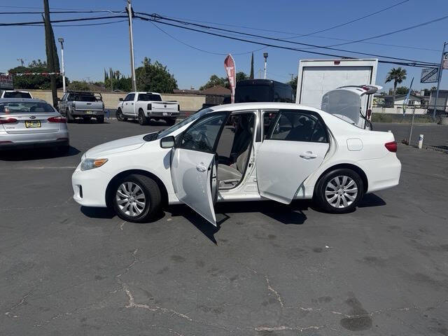 2012 Toyota Corolla LE